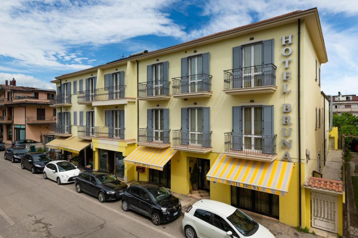 Hotel Bruna Martinsicuro Eksteriør bilde